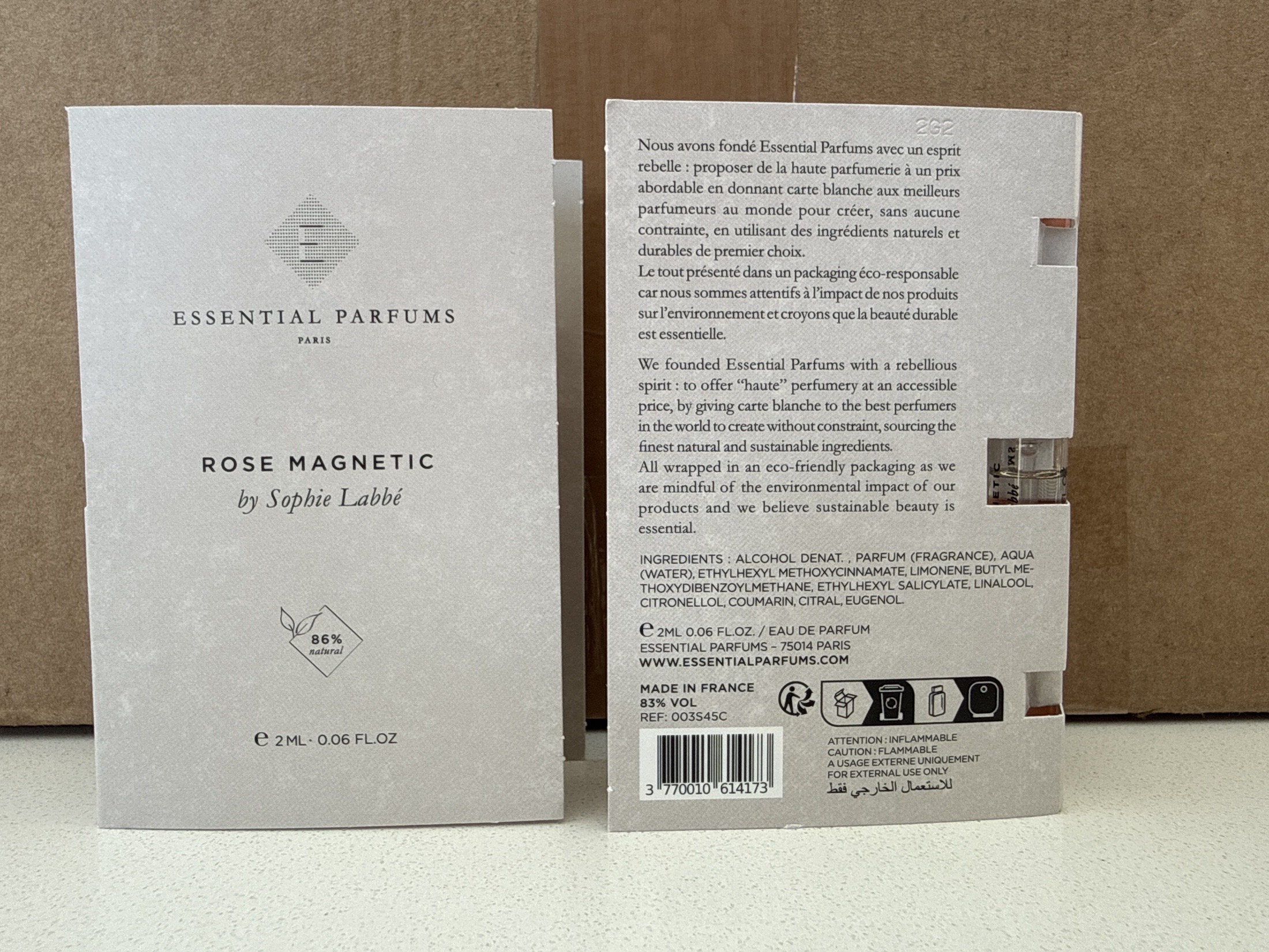 Essential Parfums Rose Magnetic - 2 ml mini spray - Image 2